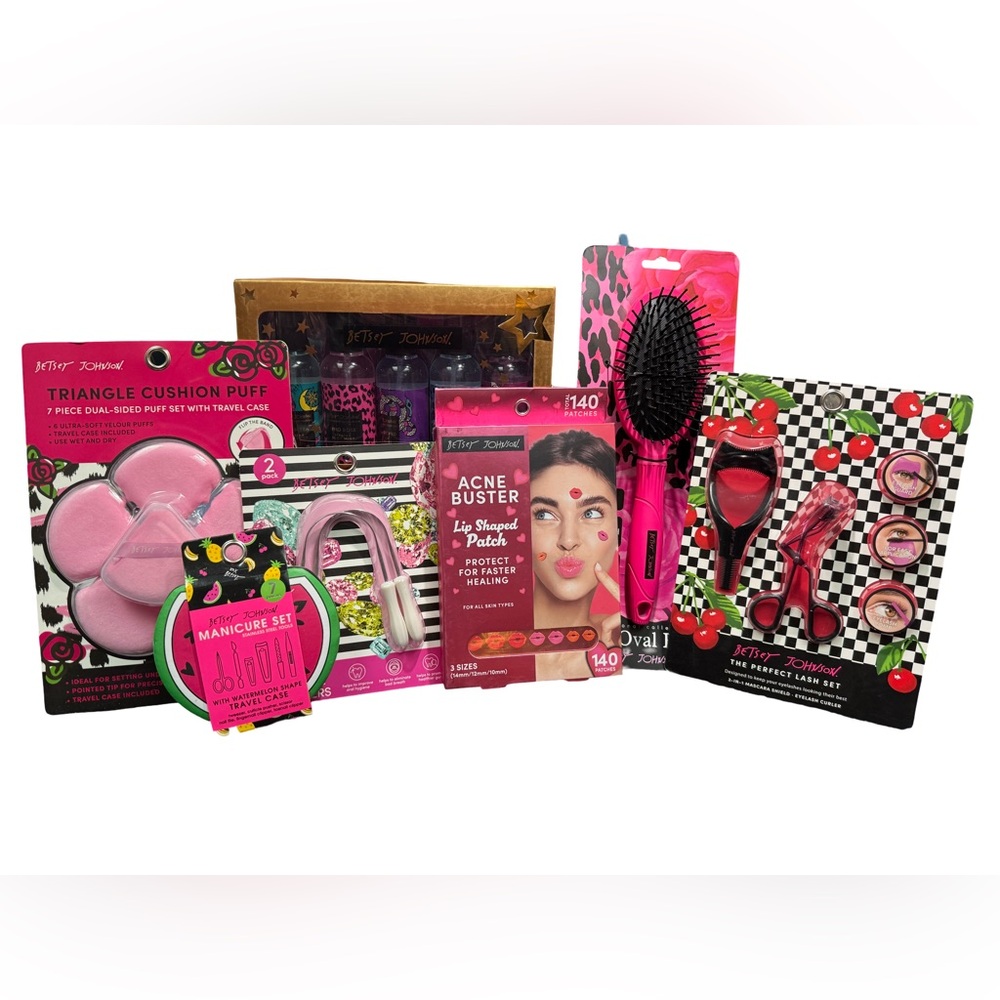 Betsey Johnson NWT 7 Pc Beauty Tool Set Body Mists, Hair Brush, Puffs etc BJ008 - Picture 12 of 16